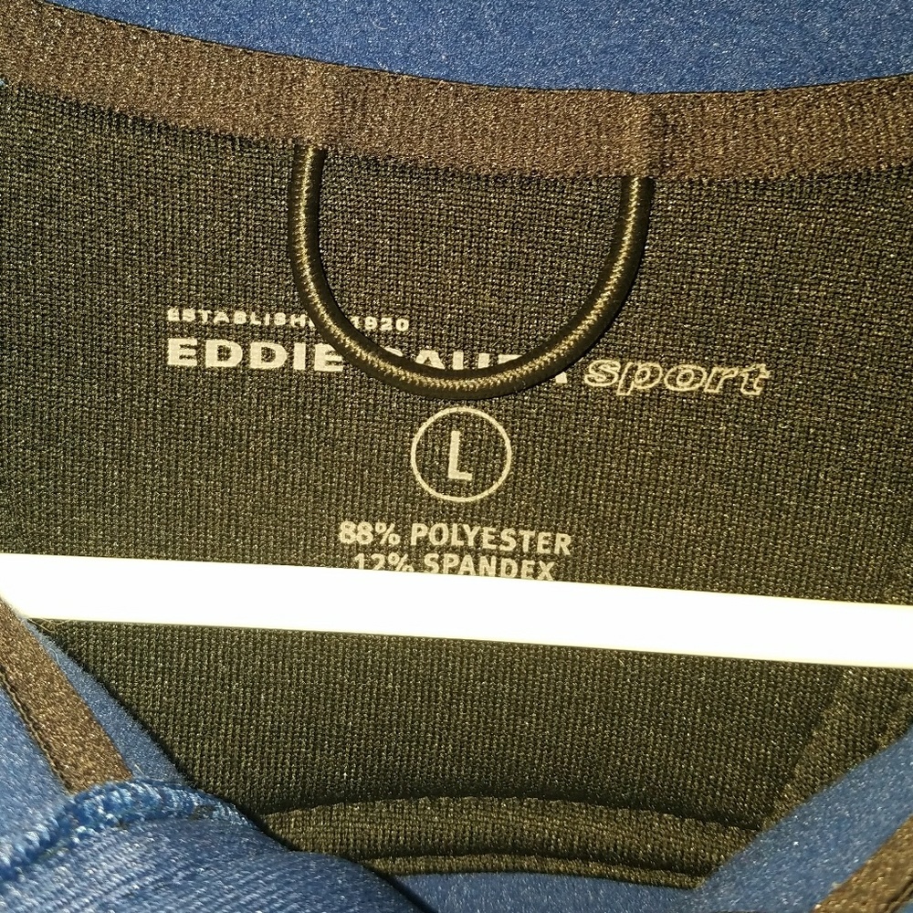 Eddie Bauer pullover - Picture 3 of 3